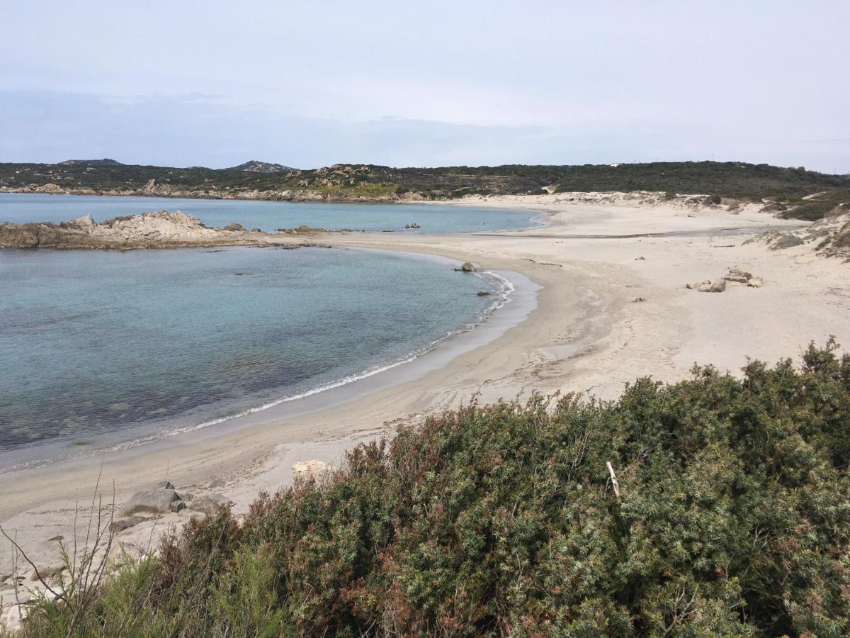 Monolocale A Rena Majore Di Gallura Exterior photo